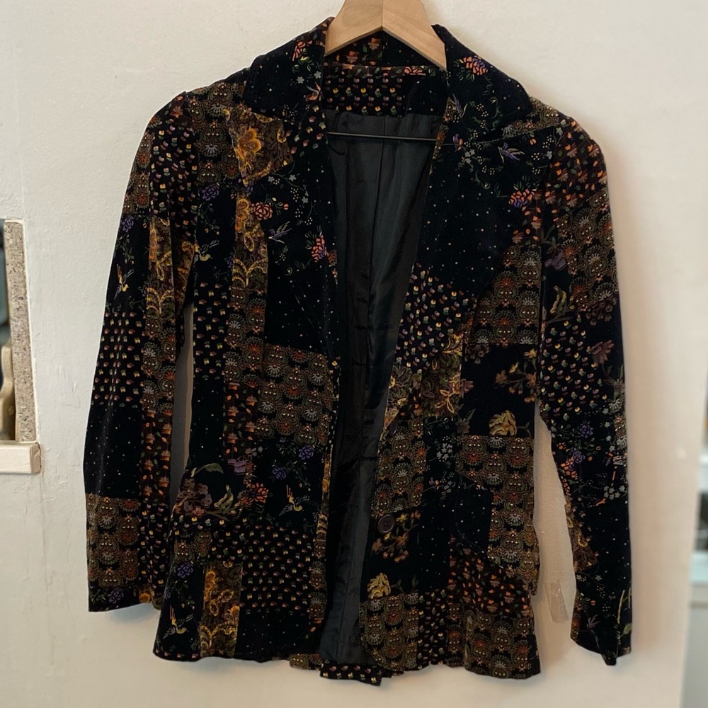 Vintage blazer with amazing print